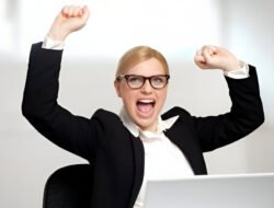 Malas Ngantor Usai Liburan? Ini 4 Trik Bangkitkan Semangat Kerja