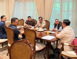 Kumpulkan Menteri di Widya Chandra, Presiden Prabowo Beri Penugasan Khusus Awal Tahun 2026