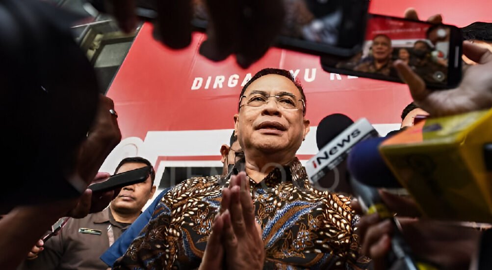 Bupati Pati Sudewo membantah terlibat pemerasan perangkat desa. Ia merasa dikorbankan dan mengklaim tidak tahu menahu soal pungutan liar tersebut. (Dok. Ist)