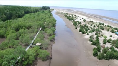 Pemkab Kubu Raya alokasikan Rp25,3 miliar bangun Teluk Pakedai. Wakil Bupati Sukiryanto fokuskan jalan poros strategis di 14 desa. (Dok: Situs Resmi Teluk Pakedai)
