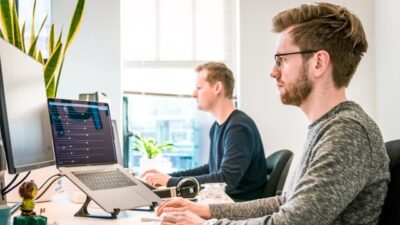 Computer Vision Syndrome adalah