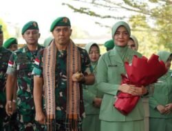 Tradisi Potong Pantan dan Nyanyian Prajurit Sambut Kedatangan Pangdam XII/Tanjungpura Baru