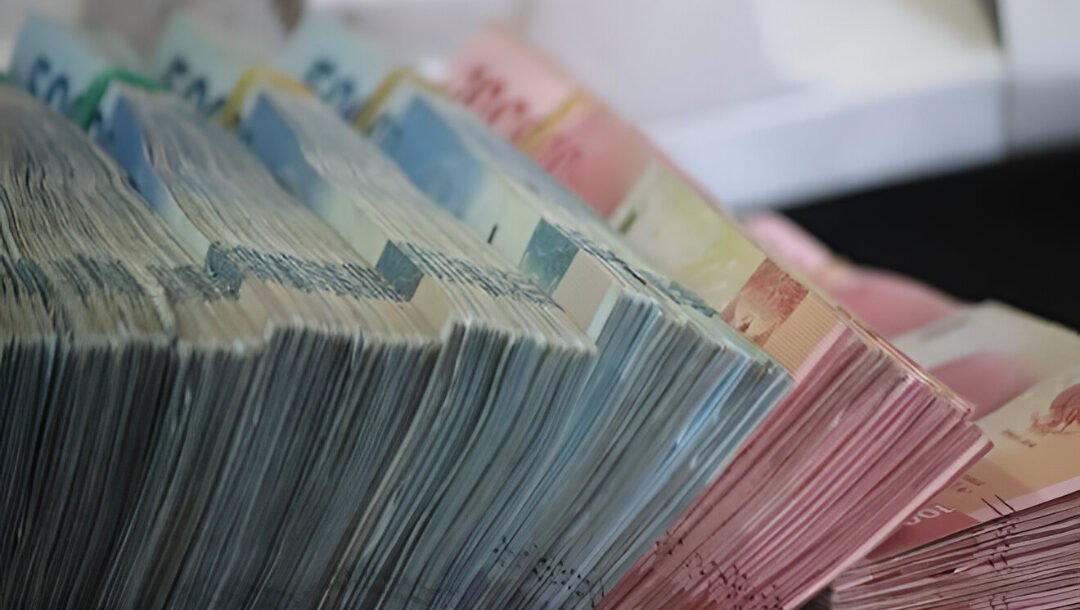 Ilustrasi - Pemkab Melawi menanti pencairan dana Rp 64 miliar dari pusat. Dana ini rencananya untuk infrastruktur, pendidikan, dan kesehatan tahun 2026. (Dok. Ist)