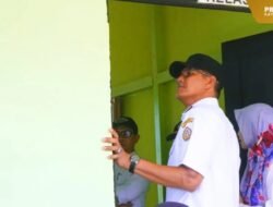 Tinjau Proyek Disdik, Wabup Kayong Utara Pastikan 50 Persen Pekerjaan Fisik Rampung