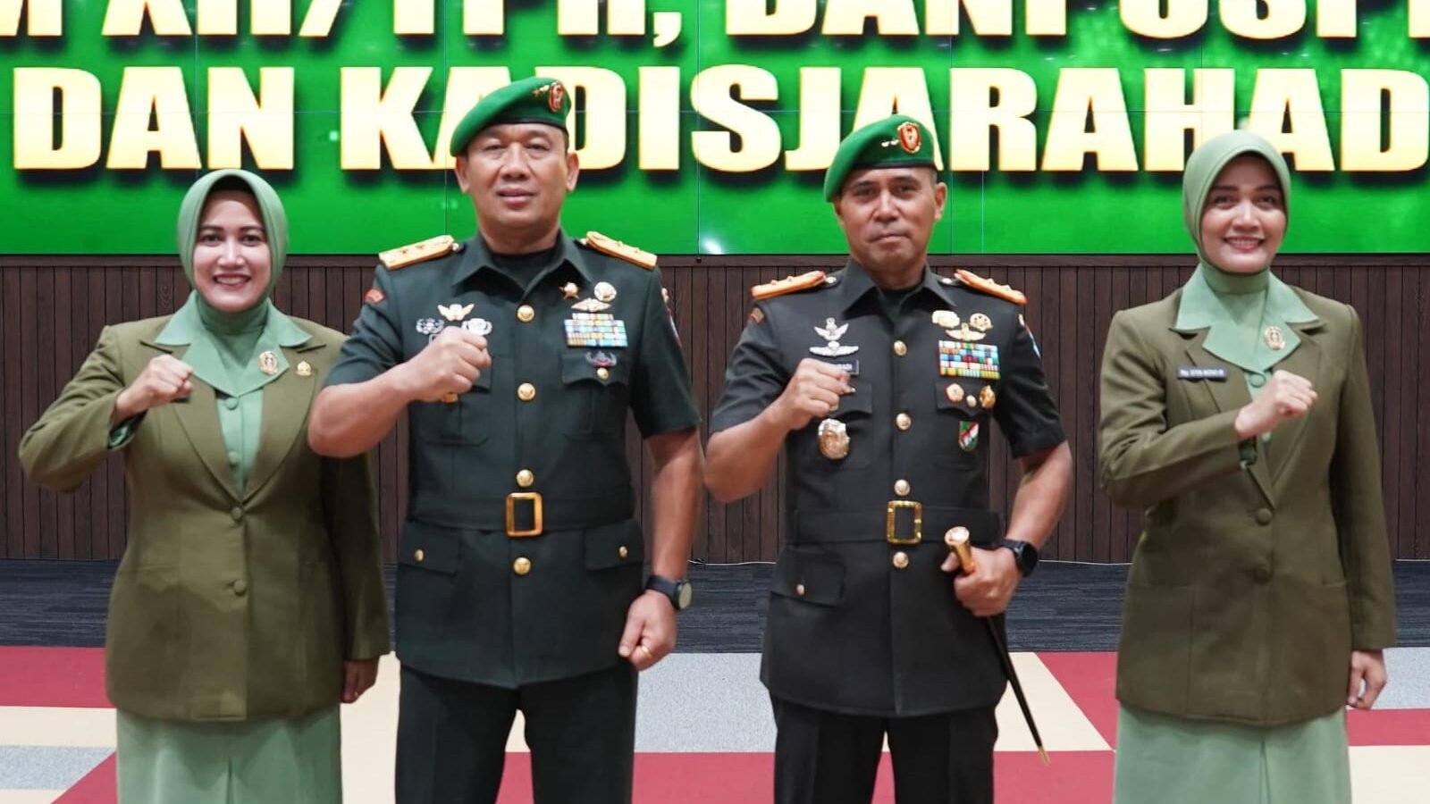 Mayjen TNI Novi Rubadi Sugito resmi jabat Pangdam XII/Tanjungpura. Gantikan Mayjen Jamallulael, fokus pada pengamanan perbatasan dan regenerasi TNI AD.