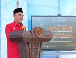 Hadiri Wisuda Santri di Kubu Raya, Wagub Krisantus: Pendidikan Adalah Modal Hidup yang Tak Pernah Habis