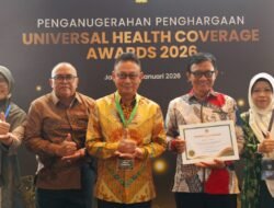 Raih Cakupan JKN 99 Persen, Pontianak Terima Penghargaan UHC Pratama