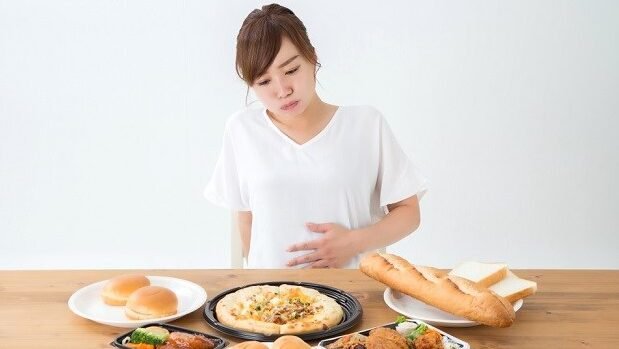 "Hindari perut kembung dan rasa tidak nyaman setelah buka puasa. Simak 5 pantangan saat jam setelah berbuka agar kamu tidak begah karena kekenyangan."