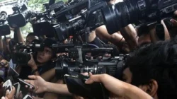 "Apakah integritasmu sebagai wartawan masih terjaga? Kenali 5 tanda jurnalis 'red flag' ini sebagai bahan introspeksi agar karier dan kredibilitasmu tetap aman."