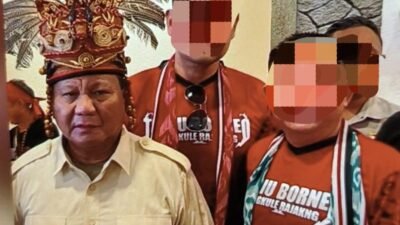 Beredar tangkapan layar foto profil WhatsApp pengusaha berinisial AS bersama Presiden Prabowo Subianto, yang diduga kerap digunakan oleh yang bersangkutan untuk mengeklaim kedekatan dengan lingkaran kekuasaan.