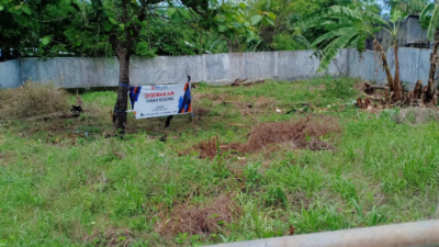 Ilustrasi kawasan lahan terlantar yang menjadi salah satu objek fokus dalam aturan baru pemerintah terkait penertiban tanah.