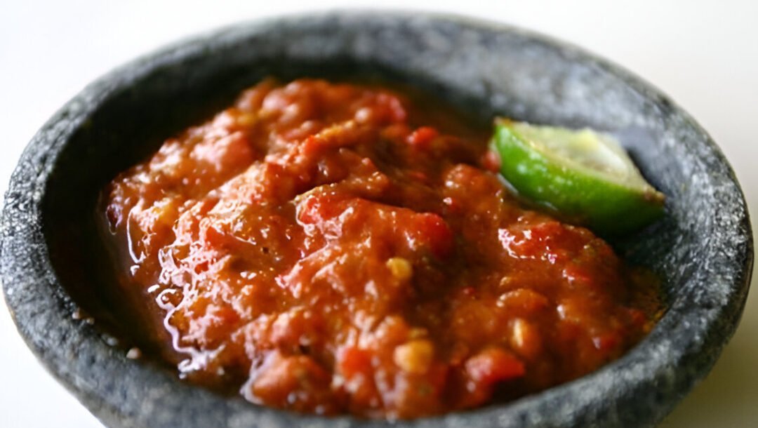 Sambal terasi merupakan pelengkap hidangan yang hampir selalu ada di meja makan masyarakat Indonesia. (Dok. Ist)