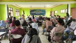 Suasana pelaksanaan sidang isbat nikah terpadu yang difasilitasi oleh Jaksa Pengacara Negara Kejaksaan Negeri Mempawah bekerja sama dengan Pengadilan Agama, Rabu (4/2/2026).
