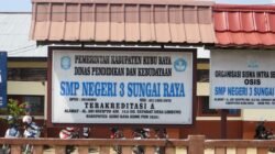 Terjadi aksi pelemparan bom molotov di SMPN 3 Sungai Raya. (Dok. Ist)