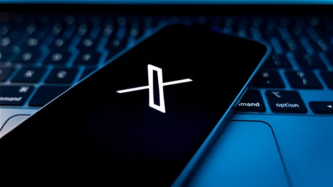 Ilustrasi - Platform X mengembangkan fitur baru berupa label khusus untuk menandai unggahan konten kecerdasan buatan guna mencegah penyebaran misinformasi. (Dok. Ist)