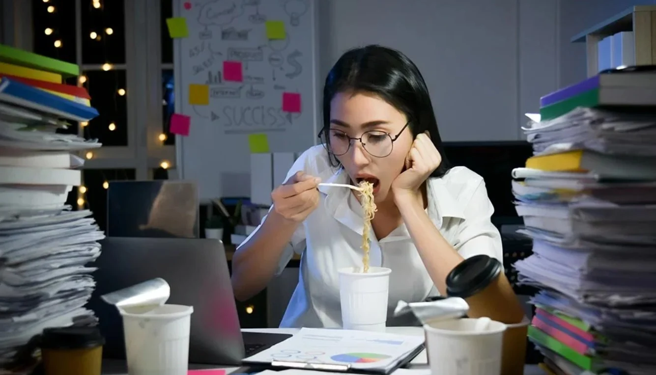 "Bukan karena malas, ini 5 alasan mengapa Gen Z memilih slow living. Mulai dari menolak hustle culture, prioritas mental health, hingga realitas ekonomi."