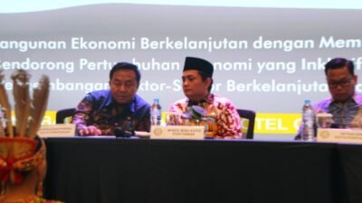 Wakil Wali Kota Pontianak, Bahasan, didampingi jajaran pejabat terkait saat memimpin Musrenbang RKPD Tahun 2027 Tingkat Kecamatan Pontianak Timur di Hotel Golden Tulip. (Dok. HO/Faktakalbar.id)