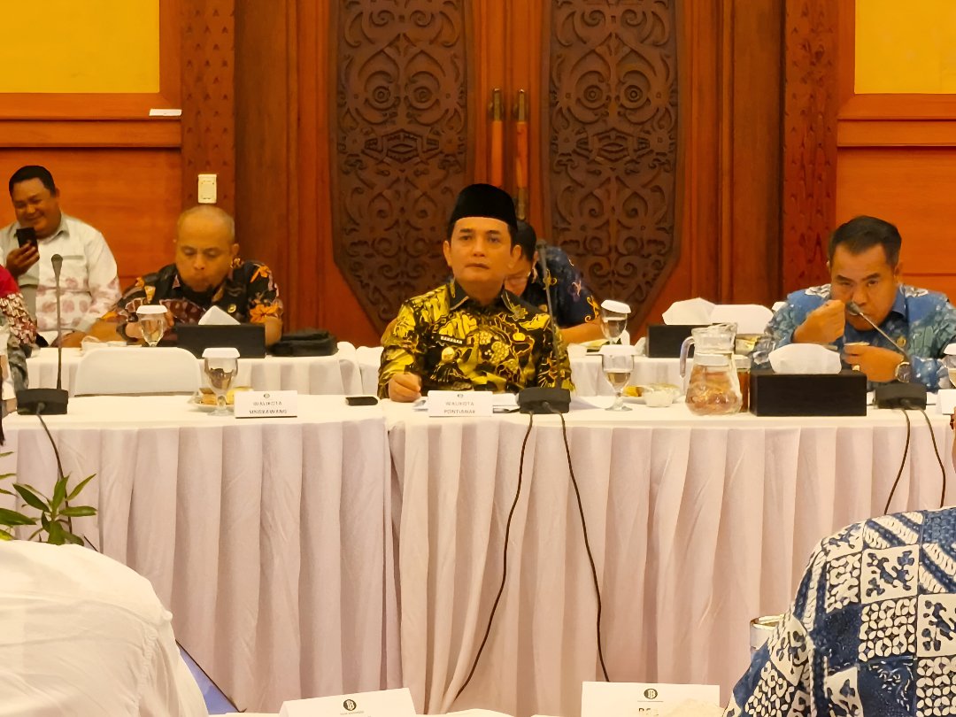 Wakil Walikota Pontianak Bahasan mengingatkan potensi kenaikan harga sembako jelang Imlek dan Ramadan meski inflasi Pontianak tercatat terendah se-Kalbar. (Dok: Pemkot Pontianak)