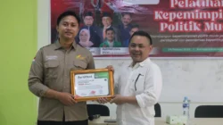 "Bawaslu Kalbar sebut aktivisme mahasiswa harus dibarengi etika dan pemahaman regulasi. Simak paparan Yosef Harry Suyadi di forum BEM se-Kalimantan Pontianak."