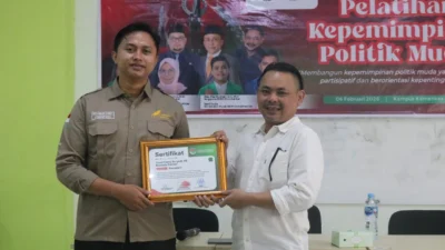 "Bawaslu Kalbar sebut aktivisme mahasiswa harus dibarengi etika dan pemahaman regulasi. Simak paparan Yosef Harry Suyadi di forum BEM se-Kalimantan Pontianak."