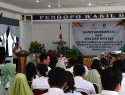 Sekda Sintang Ultimatum Aparat Desa: Jangan Masukkan Keluarga ke Daftar Penerima PKH!