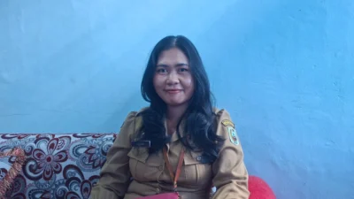 "BKPSDM Sanggau menjatuhkan sanksi disiplin kepada delapan ASN sepanjang 2025. Sanksi meliputi penurunan pangkat hingga pemberhentian tidak dengan hormat (PTDH)."