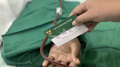 Ilustrasi - 11 juta peserta PBI BPJS dihapus serentak per Februari 2026 akibat pemutakhiran data DTSEN. Kebijakan ini memicu polemik pasien hingga tudingan strategi politik. (Dok. Ist)