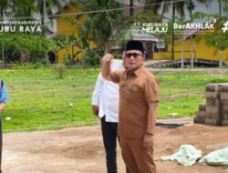 Dukung Sarana Ibadah, Bupati Sujiwo Tinjau Perbaikan Masjid Jami’ Sabilillah