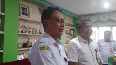 "Wali Kota Pontianak Edi Kamtono menyebut skema WFA bagi ASN selama Lebaran 2026 bersifat situasional. Pelayanan publik tetap menjadi prioritas utama."