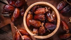 "Heboh praktik date laundering kurma jelang Ramadan. Simak fakta di balik penyamaran label kurma Medjool dan tips menjadi konsumen yang lebih teliti sebelum membeli."