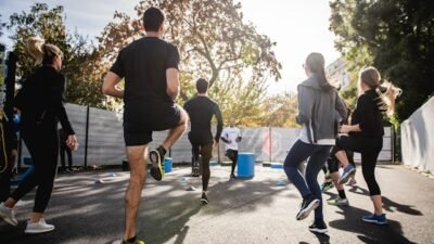 Tips Olahraga Aman Saat Puasa: Gunakan Metode Talk Test