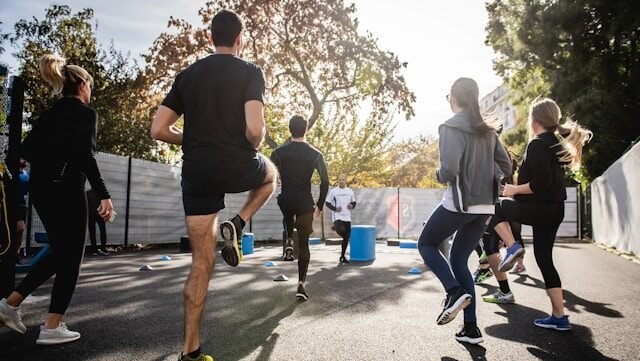 Tips Olahraga Aman Saat Puasa: Gunakan Metode Talk Test