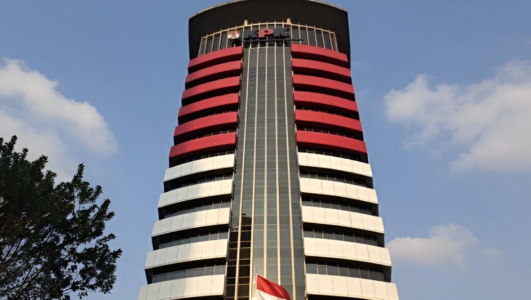 KPK tangkap Wakil Ketua PN Depok. Ironi "Wakil Tuhan" yang terjerat suap di tengah pesta kemenangan Timnas Futsal. (Dok. Ist)