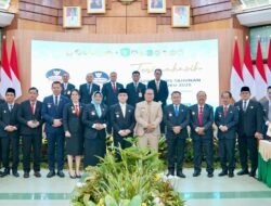 Catatkan Laba Rp522 Miliar, Ria Norsan Minta Bank Kalbar Genjot Layanan Digital