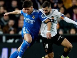 Hasil Liga Spanyol: Real Madrid Hajar Valencia 2-0, Alvaro Carreras dan Mbappe Bawa Los Blancos Tempel Barcelona