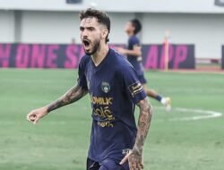 Hasil Super League: Comeback Luar Biasa, Persita Tangerang Taklukkan PSBS Biak 2-1 di Indomilk Arena