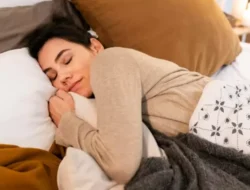 Tidur Seharian Saat Puasa Ramadan, Apakah Sah? Simak Hukum dan Risikonya