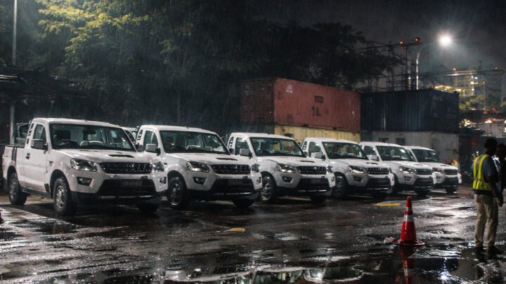 Ilustrasi - Analisis dan sorotan terkait langkah Agrinas yang mengimpor 105 ribu unit pikap asal India serta respons publik dan pemerintah.