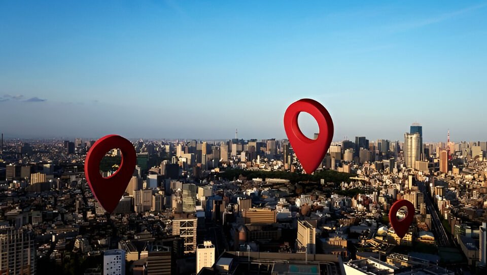 Ilustrasi - Aplikasi pesan Google kini menyediakan fitur berbagi lokasi secara langsung untuk pengguna Android. Pengguna dapat melacak posisi dengan mudah tanpa aplikasi tambahan. (Dok. Ist)