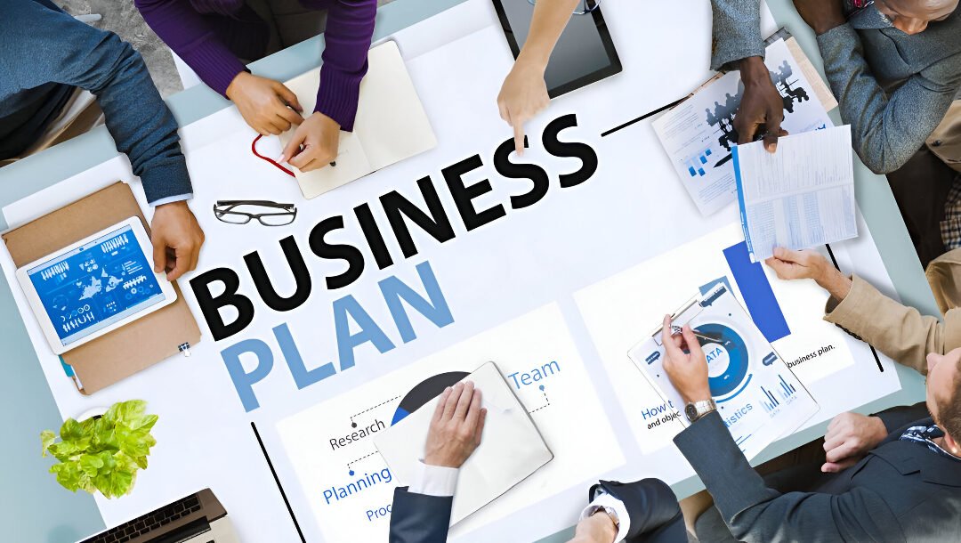 Ilustrasi - Kenali 6 jenis model bisnis mulai dari B2B hingga C2B beserta strateginya agar usaha Anda tidak salah langkah dan terhindar dari kebangkrutan. (Dok. Ist)