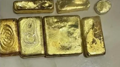 'Praktik peredaran emas PETI di Melawi diduga mencapai Rp360 miliar per bulan. Simak alur distribusi terstruktur dari Nanga Pinoh hingga jaringan di Pontianak."