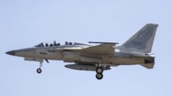 Jet tempur ringan FA-50PH milik Angkatan Udara Filipina dengan nomor ekor PH009 sedang melakukan pendaratan. (Dok. Ist)