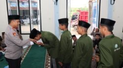 "Kapolres Kayong Utara menggelar buka puasa bersama awak media di Sukadana. Menekankan peran pers sebagai kontrol sosial dalam menjaga situasi aman di wilayah Kayong Utara. "