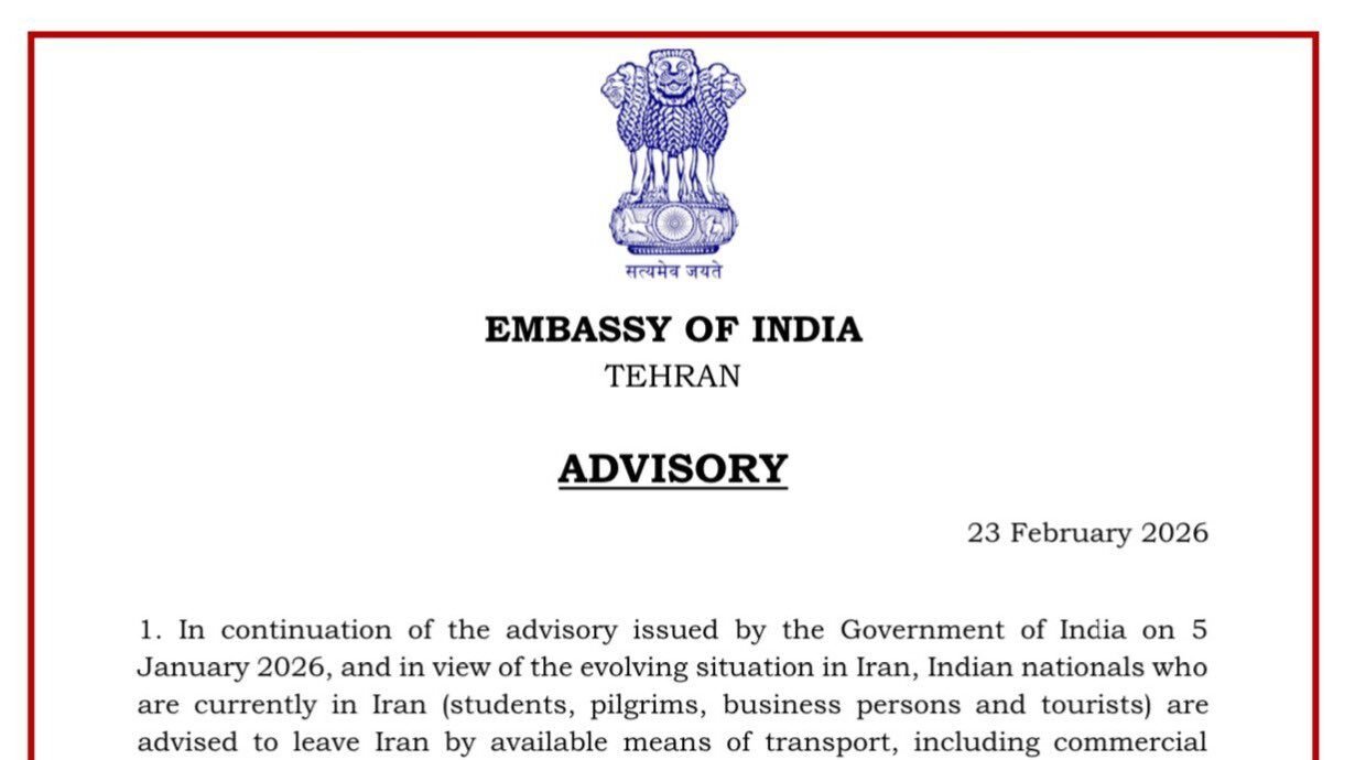 Surat edaran resmi (advisory) dari Kedutaan Besar India di Teheran tertanggal 23 Februari 2026 yang mengimbau warga negaranya untuk segera meninggalkan Iran. (Dok. HO/Faktakalbar.id)