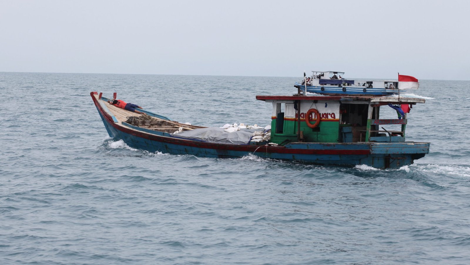 ILUSTRASI - "Pemilik kapal motor pedalaman di Kalimantan Barat keluhkan aturan dokumen yang disamakan dengan kapal laut karena biaya tinggi dan akses layanan yang jauh."