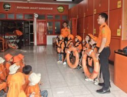 Cegah Insiden Tenggelam, Kepala SAR Pontianak Ingatkan Bahaya Anak Bermain di Sungai