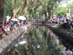 Seru! 1.700 Pemancing Padati Jalan Ampera, Wagub Krisantus: Mancing Ikan, Jangan Mancing Emosi