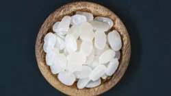 "Cari tahu 6 manfaat kolang kaling untuk kesehatan. Mulai dari melancarkan pencernaan, mendukung program diet, hingga mencegah penuaan dini secara alami."