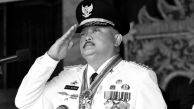 "Mantan Gubernur Sumsel Alex Noerdin meninggal dunia di usia 76 tahun di RS Siloam Semanggi. Jenazah akan dipulangkan ke rumah duka di Palembang."