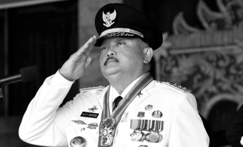 "Mantan Gubernur Sumsel Alex Noerdin meninggal dunia di usia 76 tahun di RS Siloam Semanggi. Jenazah akan dipulangkan ke rumah duka di Palembang."